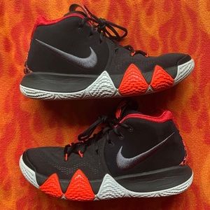 Nike Kyrie 4